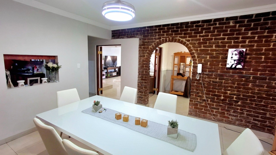 4 Bedroom Property for Sale in Vaalpark Free State